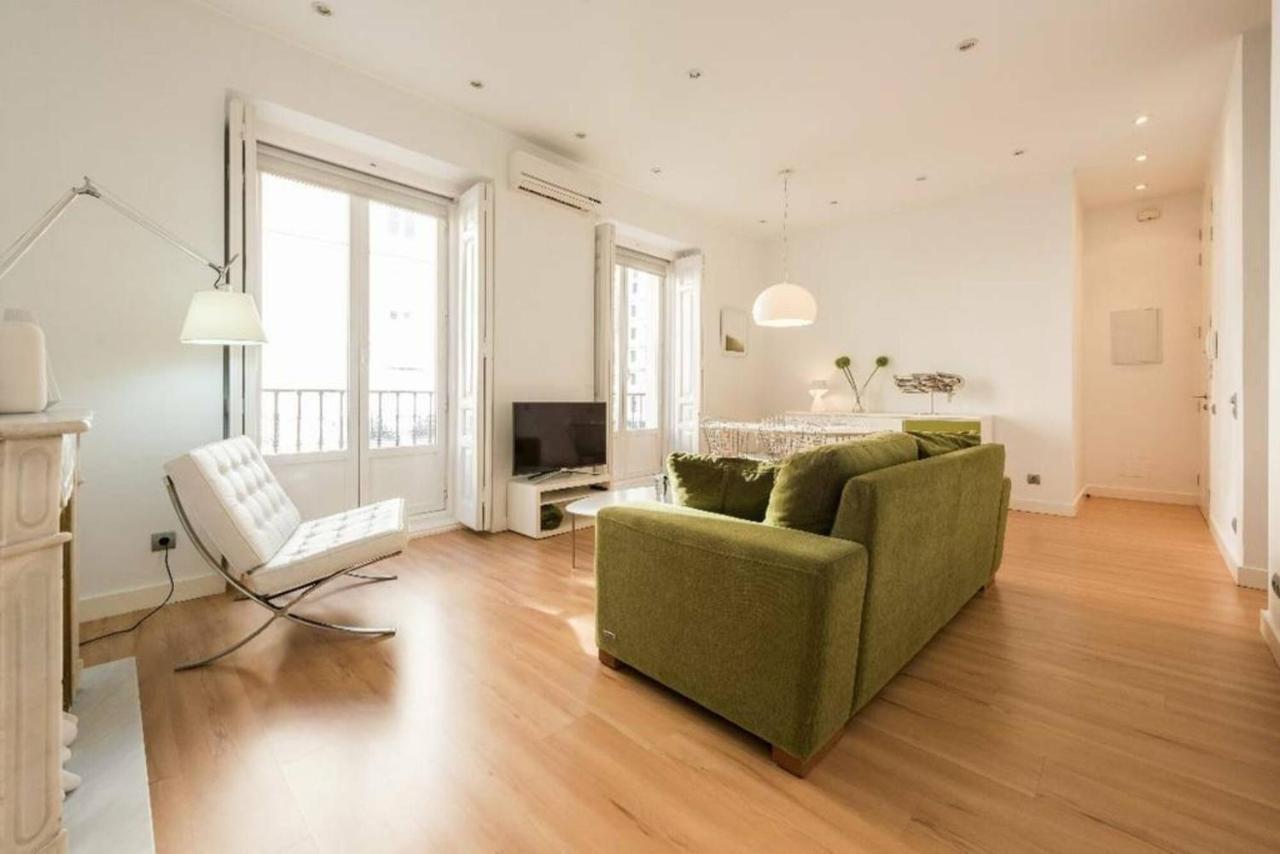 Apartamento Callao Apartment มาดริด ภายนอก รูปภาพ